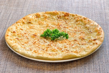 ФОКАЧЧА С ПАРМЕЗАНОМ И МОЦАРЕЛЛОЙ /210г/