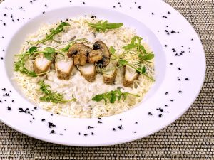 Ризотто с куриной грудкой-гриль и грибами /300г/